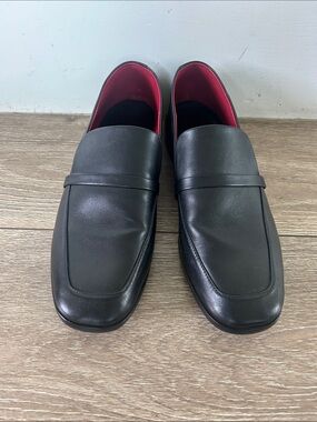 Newbark Melanie Women’s Black Leather Slip-On Loafers with Red Lining size 10.5